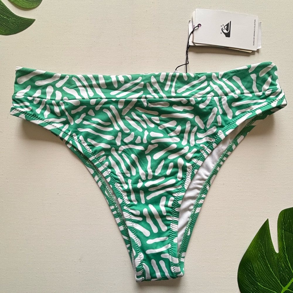 🌴Quiksilver Bikini Bottoms🌴
